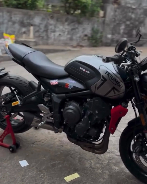 Vikram S. with Motohomies gear